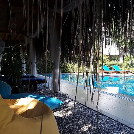 Dalos Hotel 2*